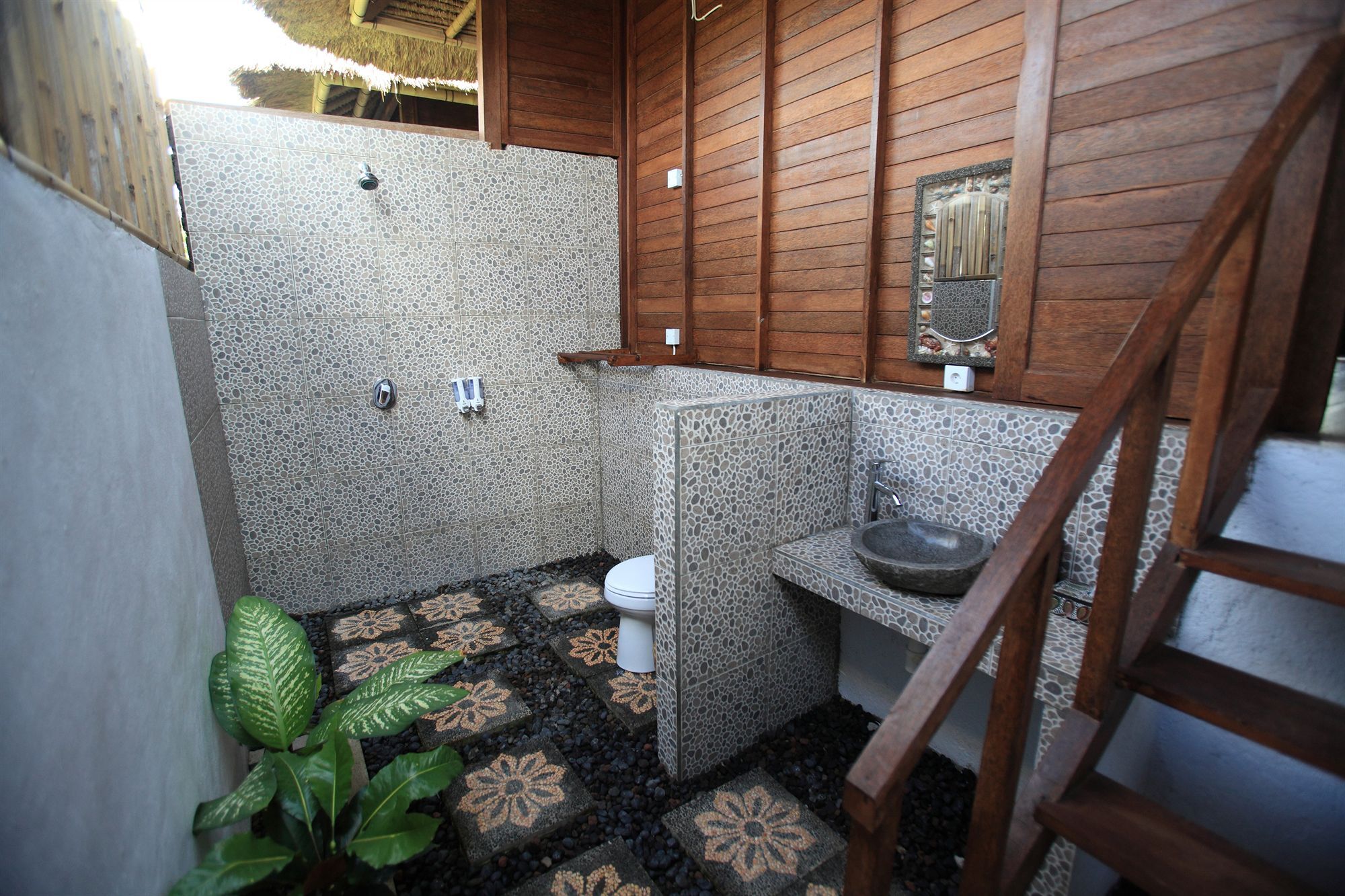 Sunset Coin Lembongan Hotel Nusa Lembongan Exterior foto
